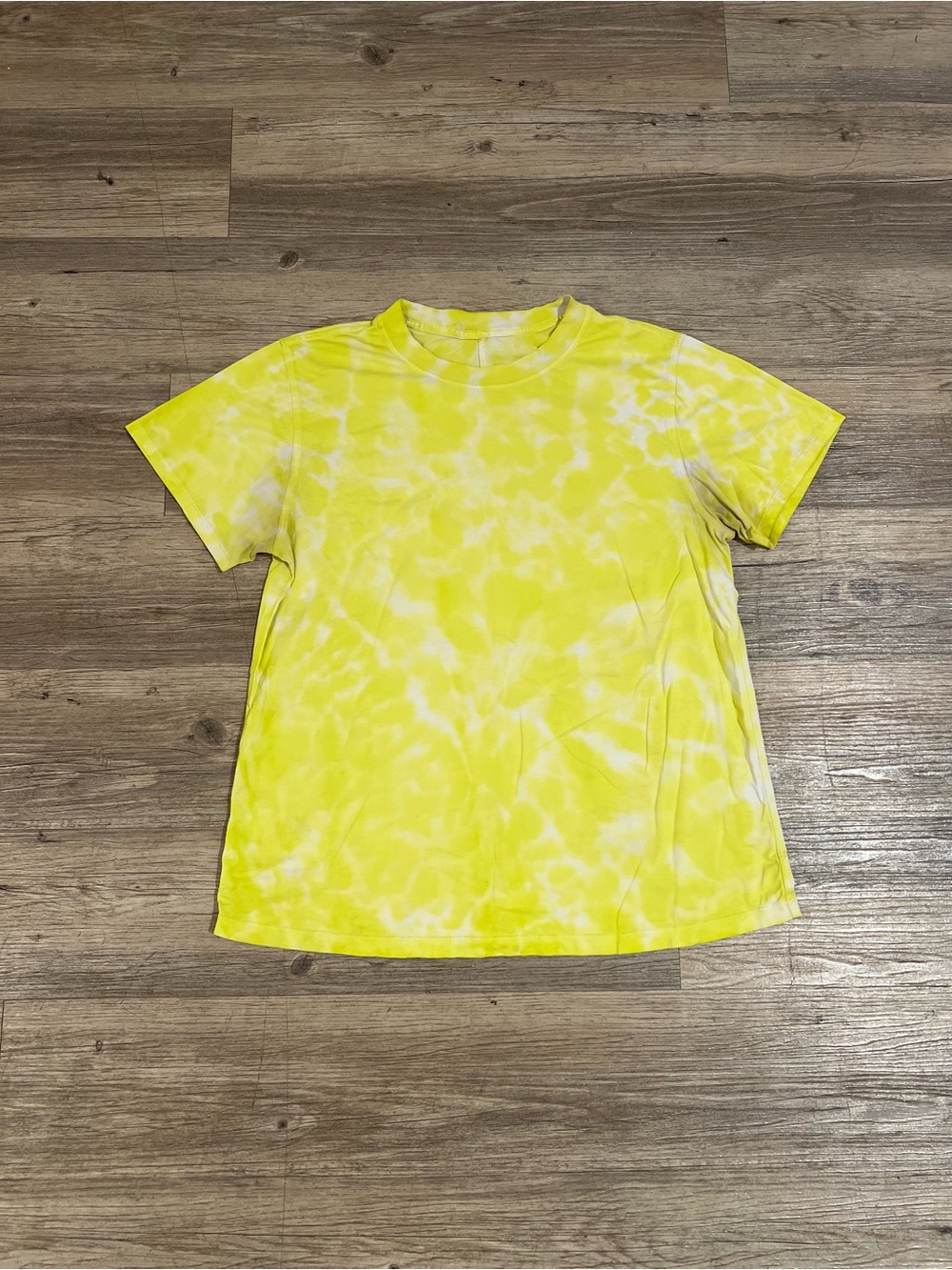 Lululemon Tie Dye T Shirt Activewear Yellow Size Small